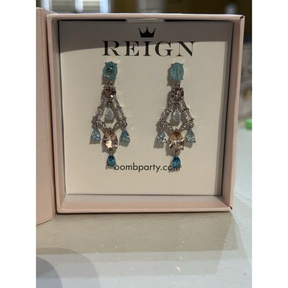 Bomb Party Reign Princess Earrings RBP7681 “Regal Moments” Aqua Cubic Zirconia - Picture 1 of 4
